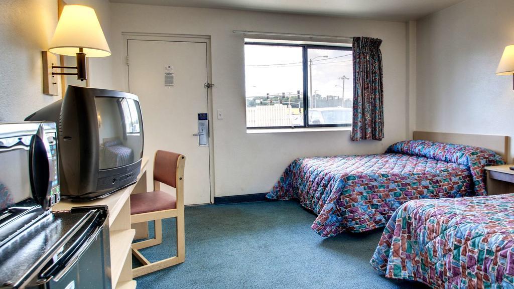 Motel 6 Des Moines South - Airport Εξωτερικό φωτογραφία