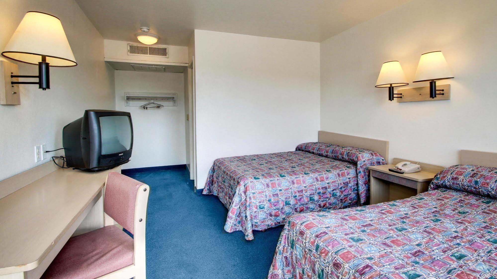 Motel 6 Des Moines South - Airport Εξωτερικό φωτογραφία