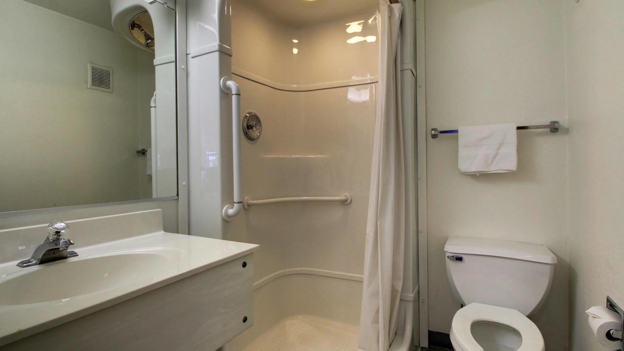 Motel 6 Des Moines South - Airport Εξωτερικό φωτογραφία