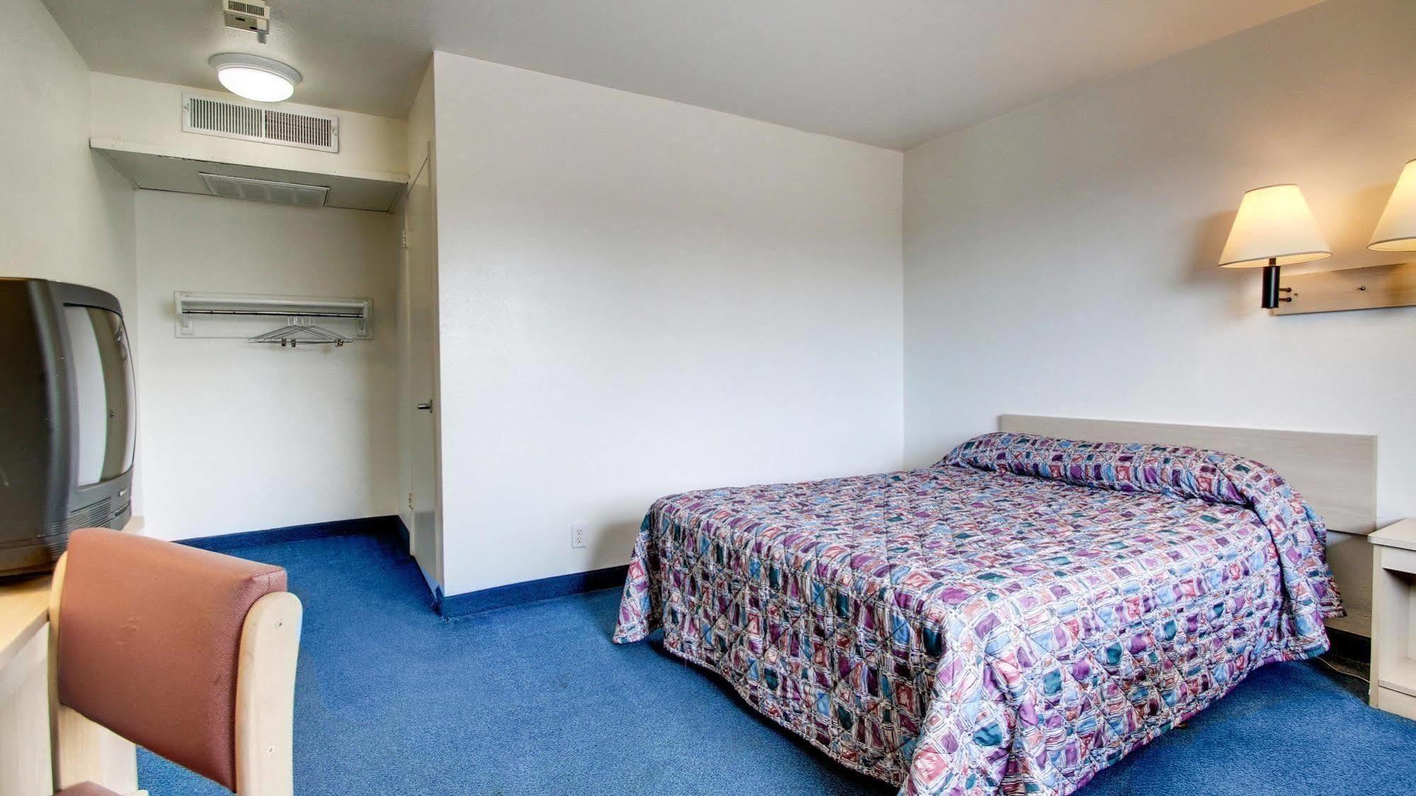 Motel 6 Des Moines South - Airport Εξωτερικό φωτογραφία