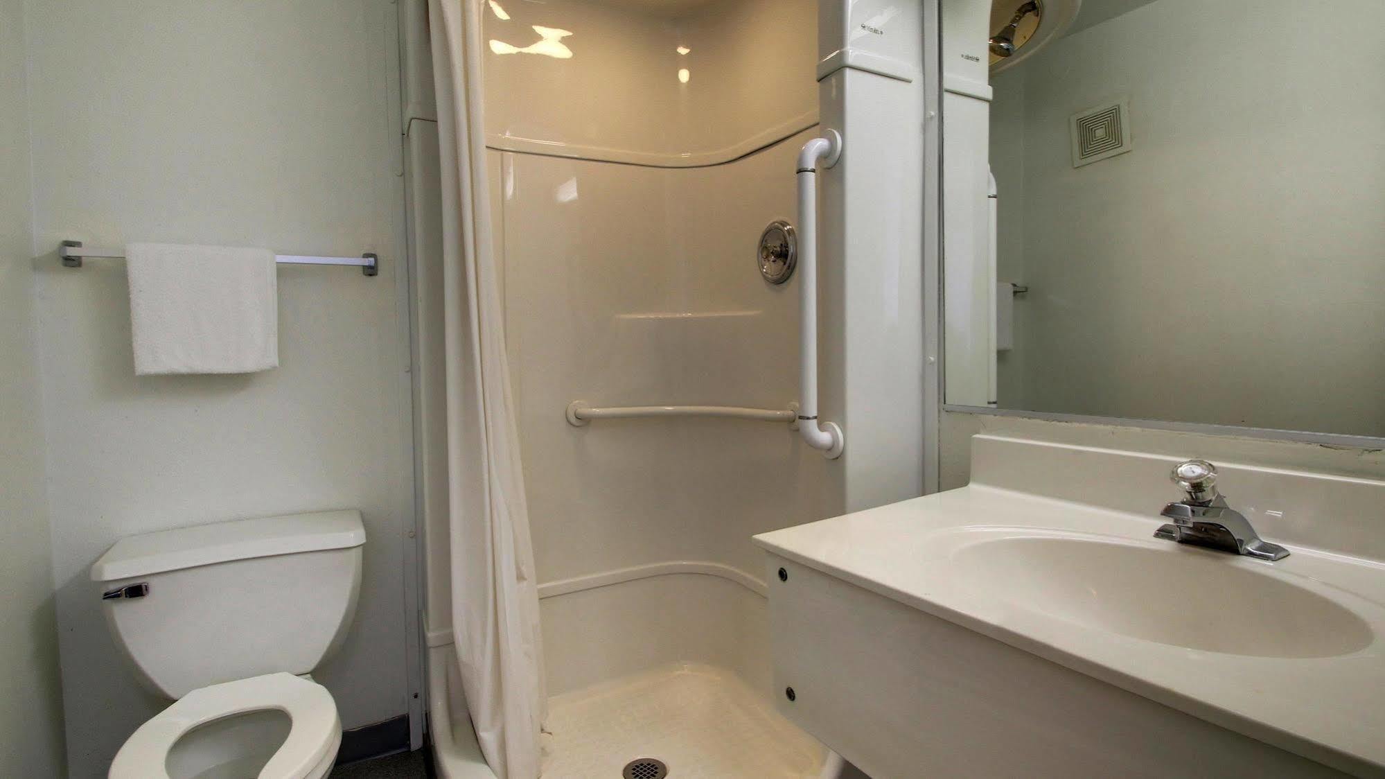 Motel 6 Des Moines South - Airport Εξωτερικό φωτογραφία